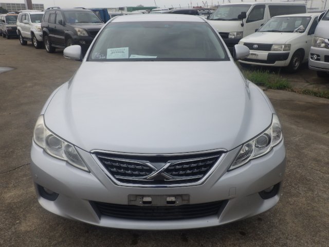 2012 Toyota Mark X